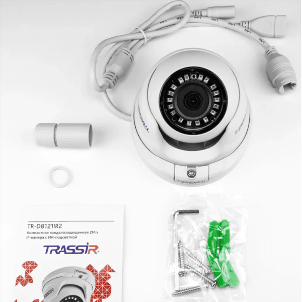 TR-D8121IR2 v4 IP-камера TRASSIR